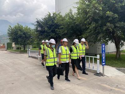 雅安市生態環境局核安全總工程師廖靜姝一行來漢檢查輻射安全工作，聚焦氣體檢測環節